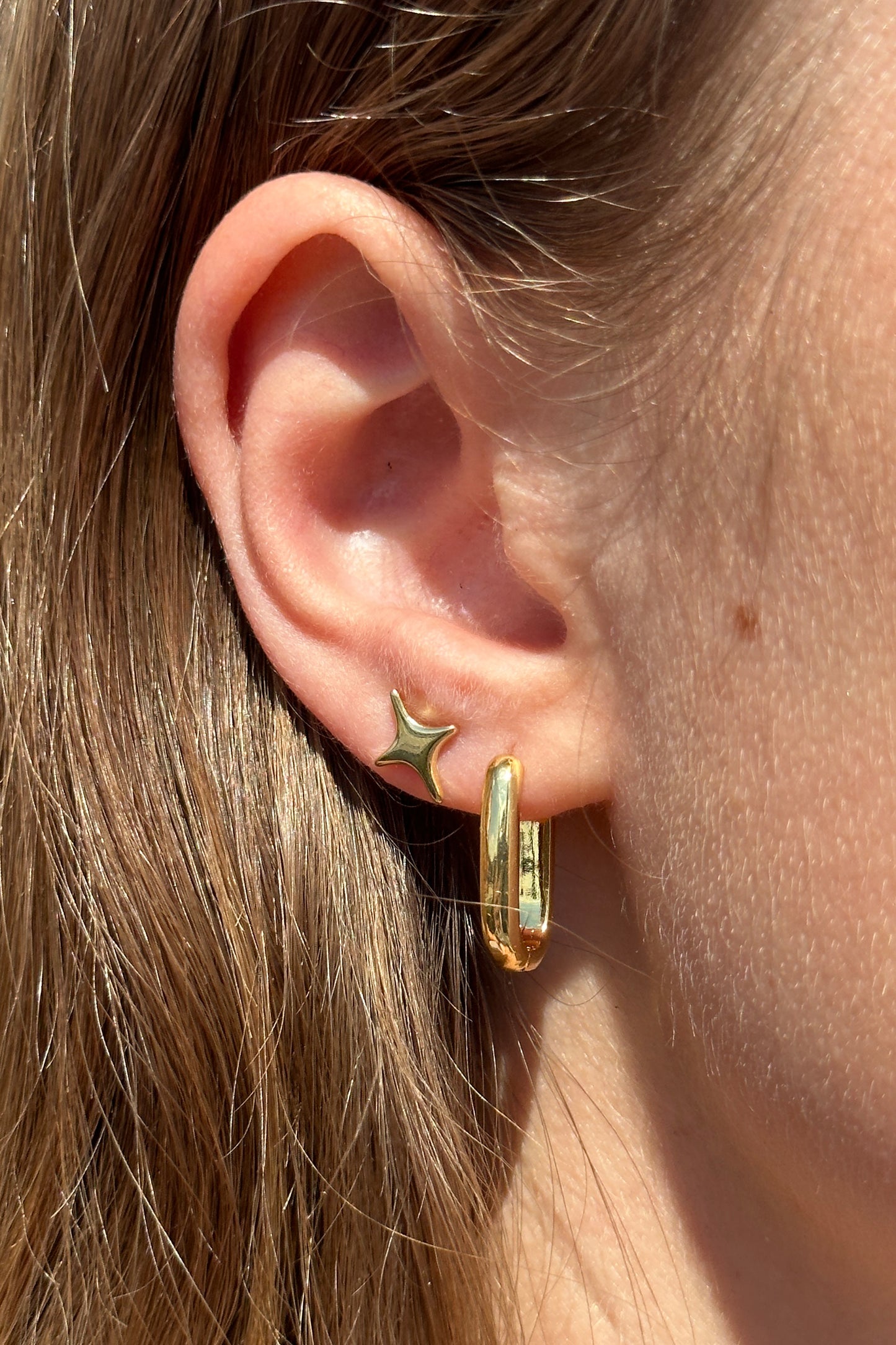 KIRA SPARKLE STUD EARRINGS GOLD