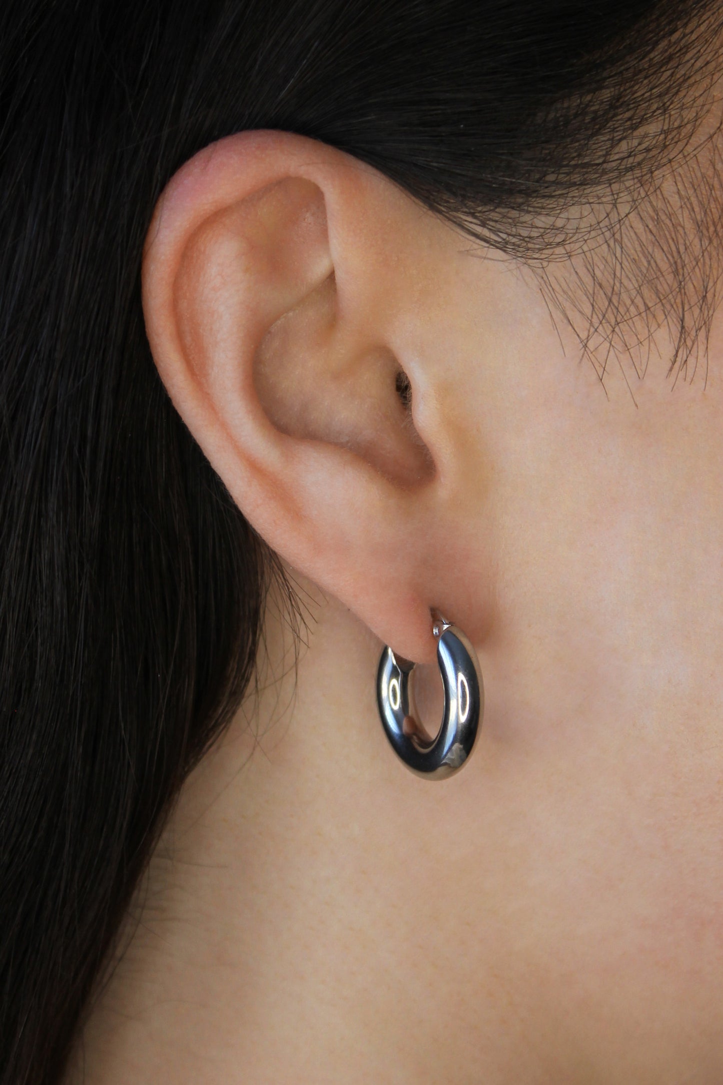 HAILEY SMALL HOOP EARRINGS SILVER