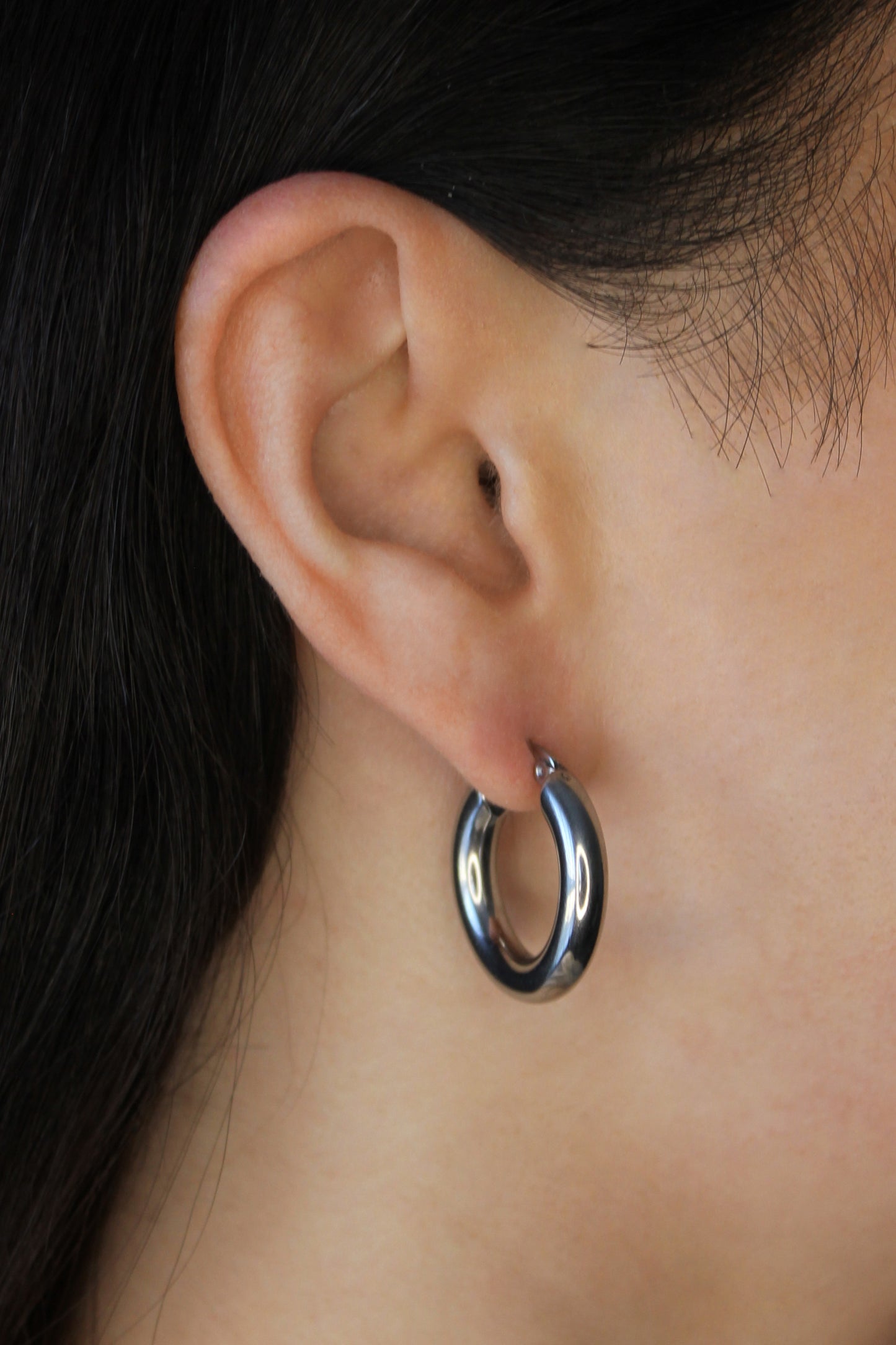 HAILEY MEDIUM HOOP EARRINGS SILVER